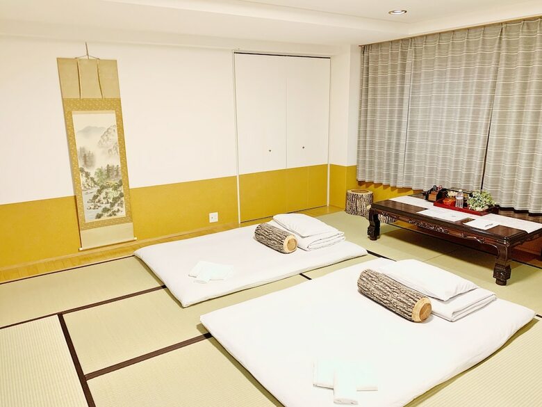 Hotel Guesthouse 017(Reina)