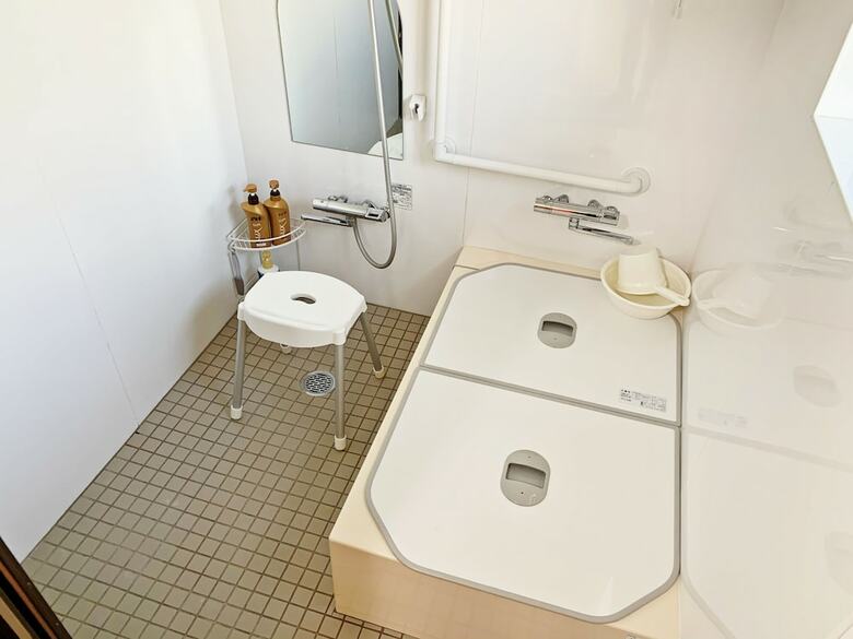 Hotel Guesthouse 017(Reina)