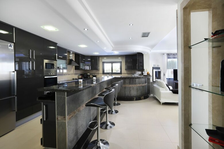 Dream Villa In Albir