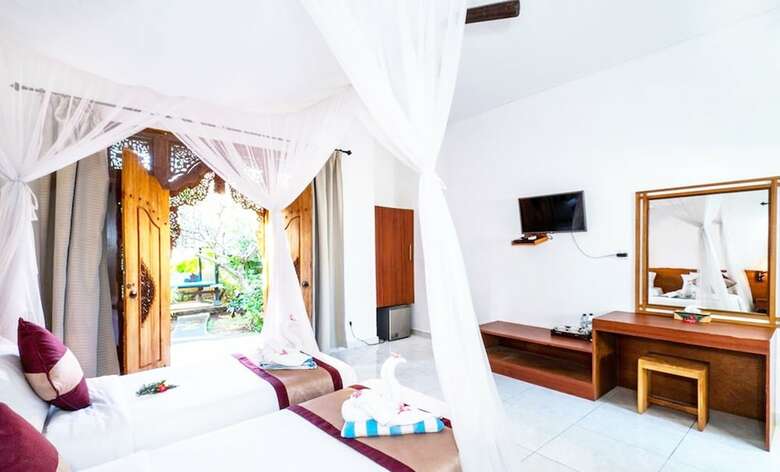 Bed & Breakfast Warisan Villa By Yom