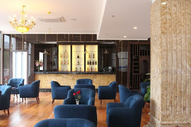 Phoenix Hotel