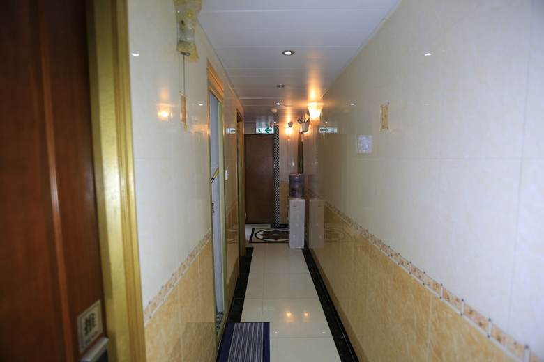 Hotel Everest Hostel Block E