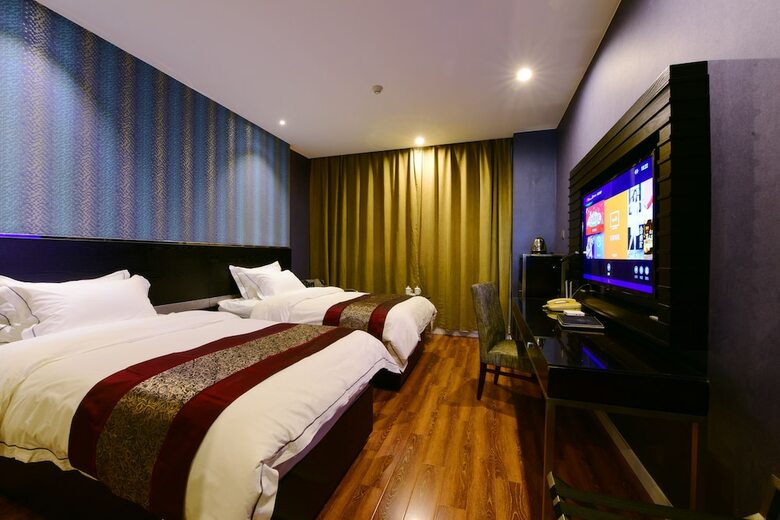 Metropolo Nantong Overseas Chinese Hotel