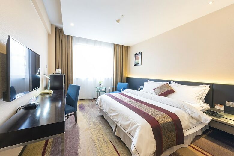 Metropolo Nantong Overseas Chinese Hotel