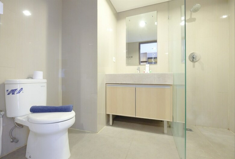 Comfortable And Modern Studio Apartment Near Cawang And Mt Haryono