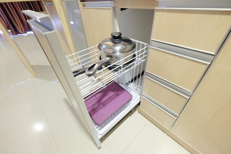 Comfortable And Modern Studio Apartment Near Cawang And Mt Haryono