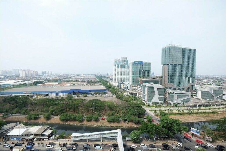 Strategic And Simple Studio Tifolia Apartment Near Kelapa Gading