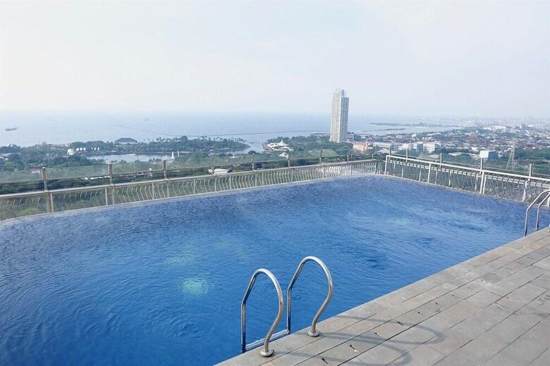 Modern 2br Northland Apartment Near Ancol