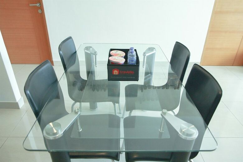 2br Hampton's Park Apartment Near Pondok Indah