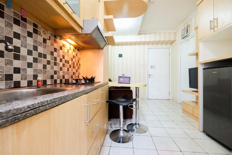 Budget 2br Green Pramuka City Apartment