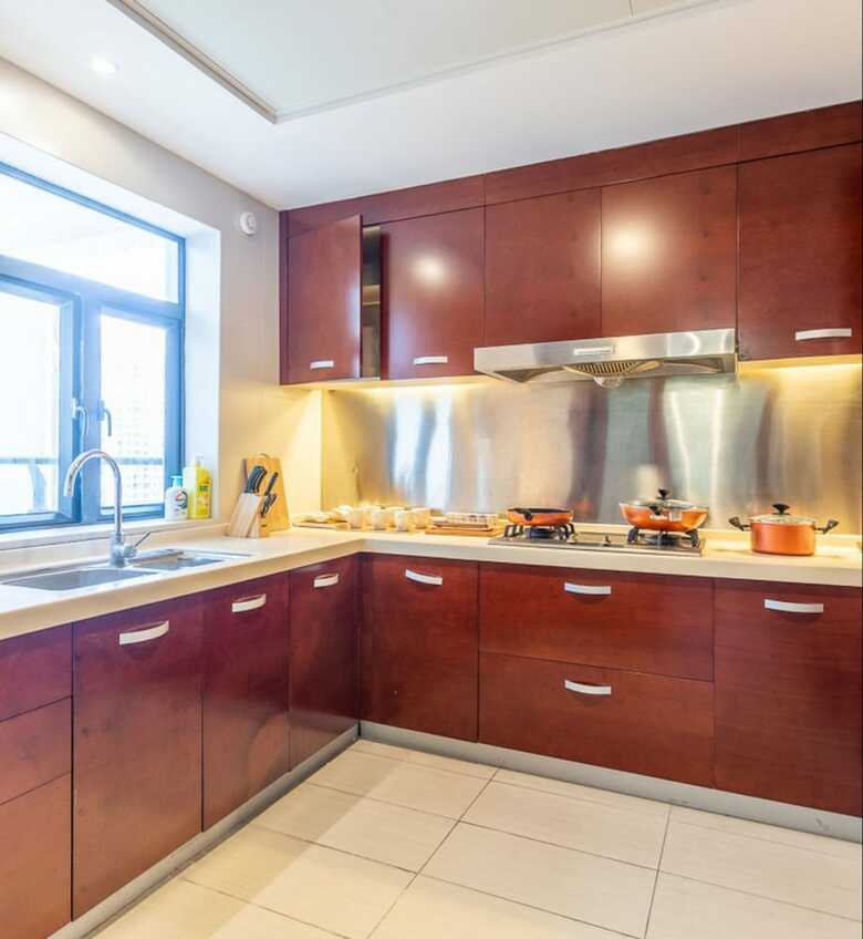 Locals Boutique Apartment Huafa Plaza.2
