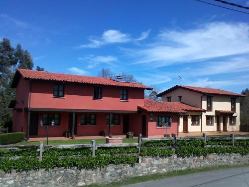 Apartamentos Rurales La Fuente De B�scones
