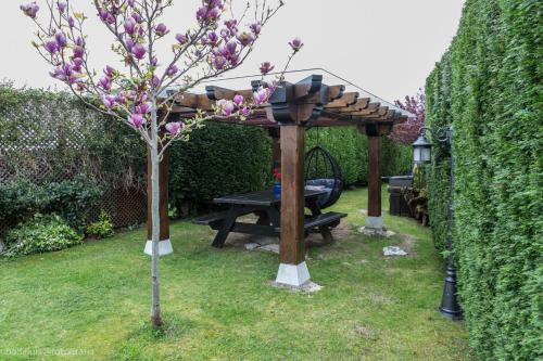 Apartamentos Rurales La Canalina