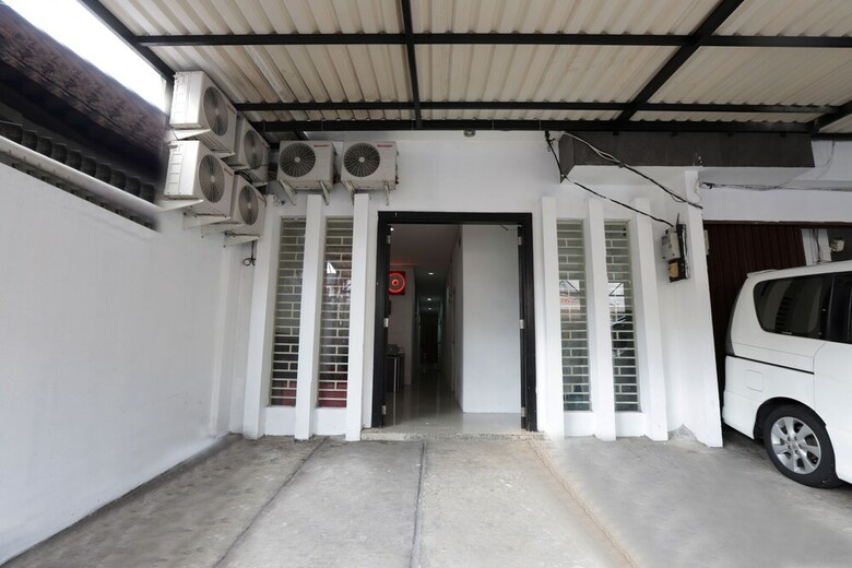 Hostal Oyo 345 Wynne Guest House