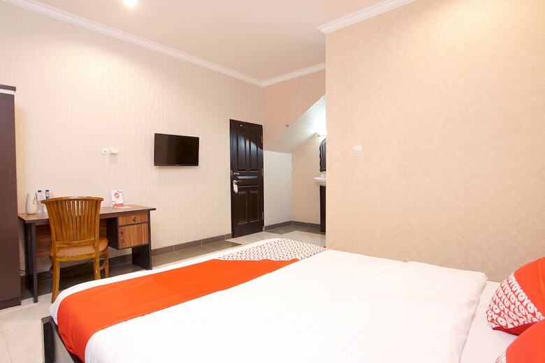 Hostal Oyo 347 Bayang Brothers Guest House
