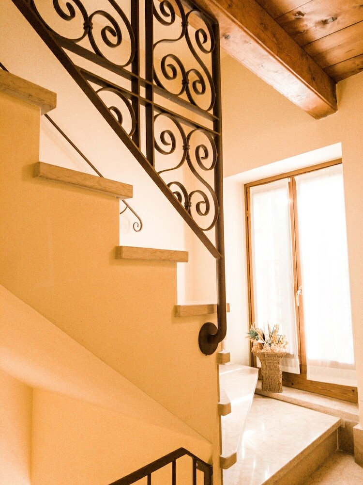 Hotel Le Finestre Su Borghetto