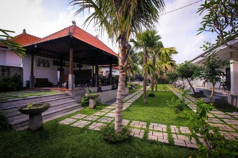 Bed & Breakfast Adil Villa And Resort