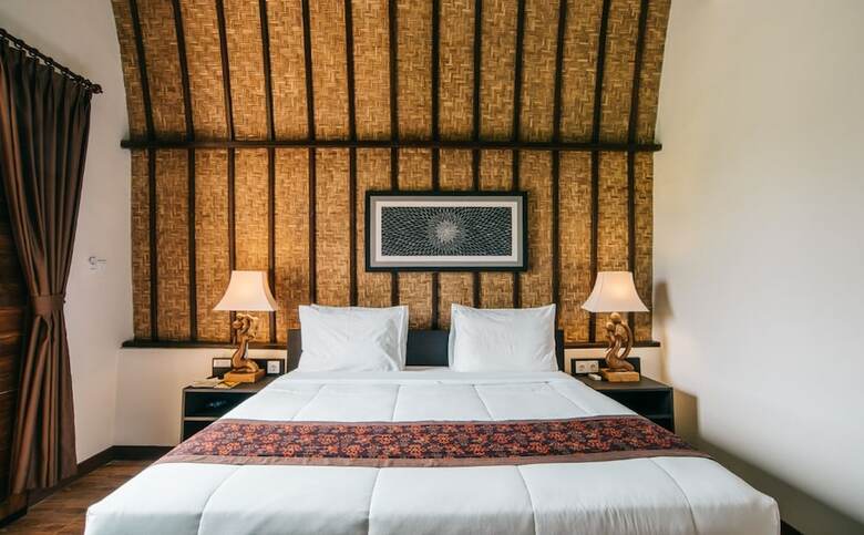 Bed & Breakfast Adil Villa And Resort