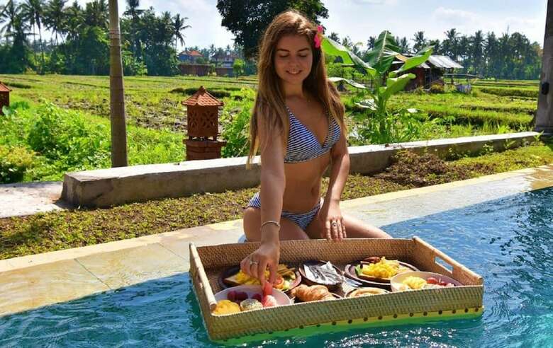Bed & Breakfast Adil Villa And Resort