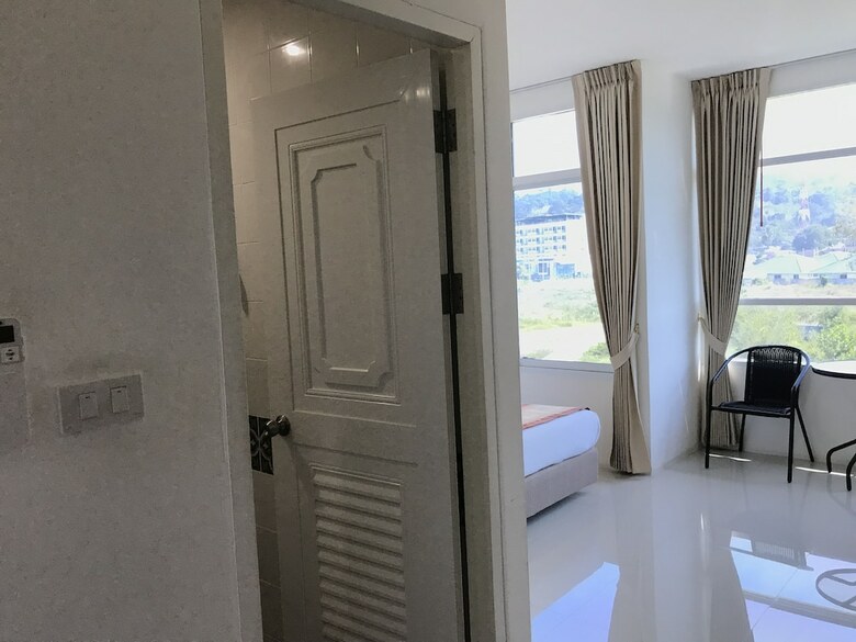 Hotel Naiyang Tour Room For Rent
