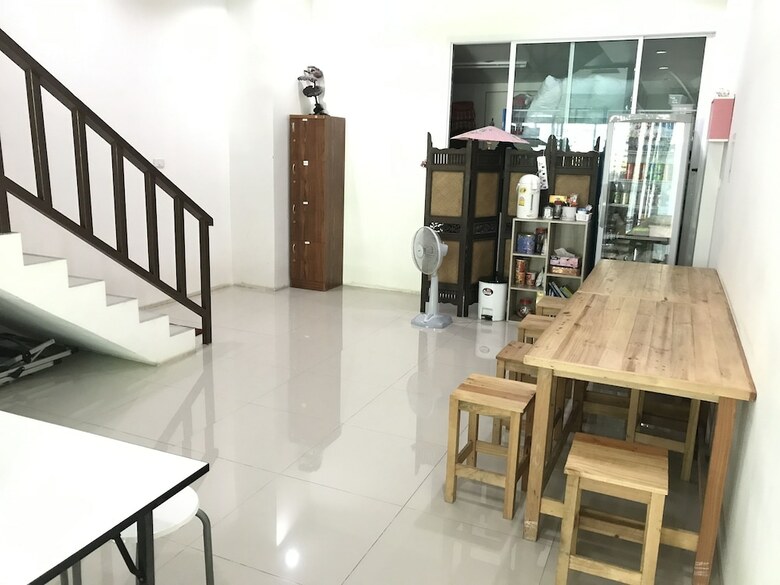 Hotel Naiyang Tour Room For Rent