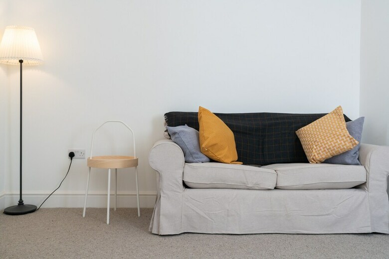 2 Bedroom Central Brighton Apartment