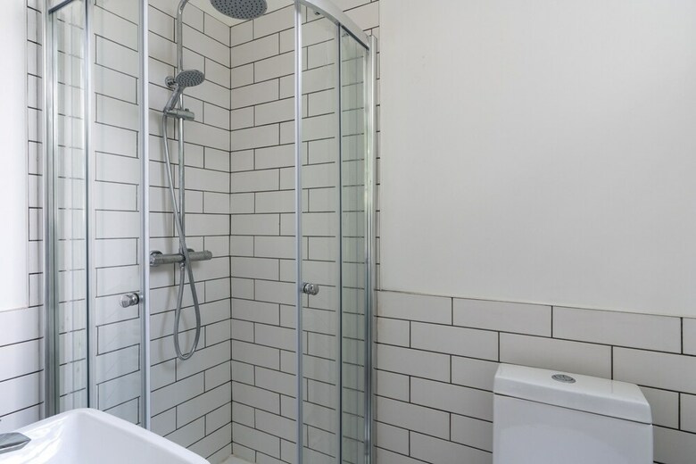 2 Bedroom Central Brighton Apartment