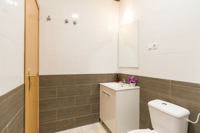 Hostal Ol� Hostels Malaga Zambrano