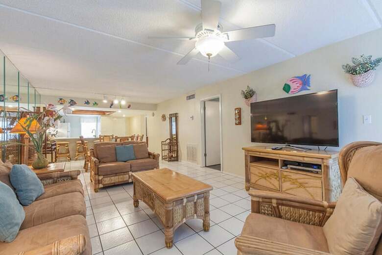 Saida III Condominium 605