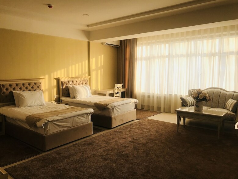 Hua Hotel