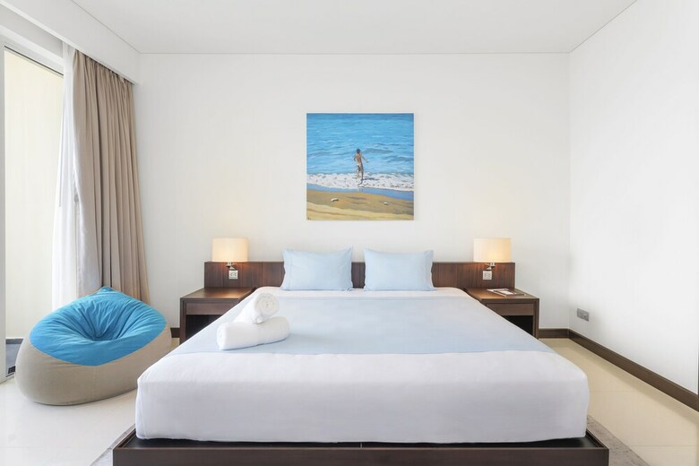 Hotel Christina's Nha Trang Costa Residences
