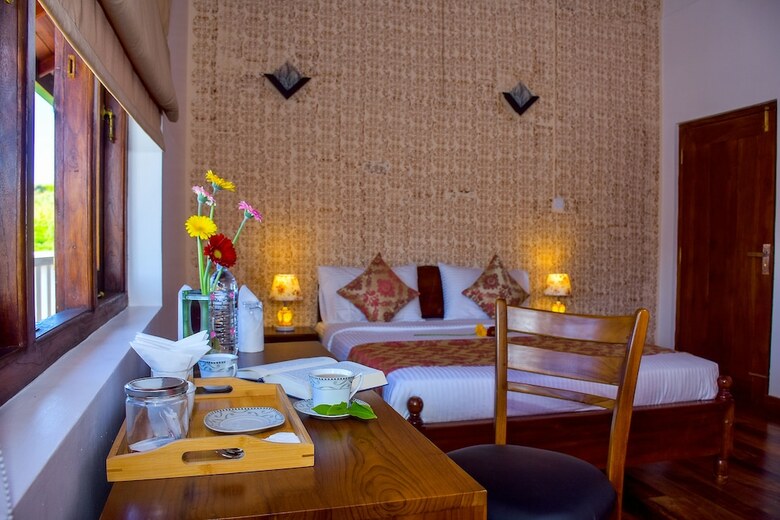 Hotel Tea Queens Bungalow