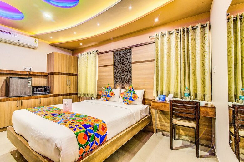 Fabhotel Vipra Enclave