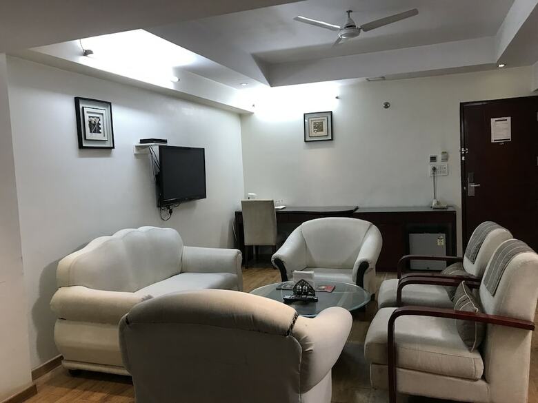 Delite Hotel - Faridabad
