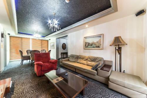 Ed Hotel