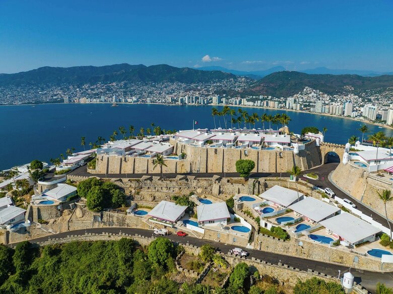 Hotel Las Brisas