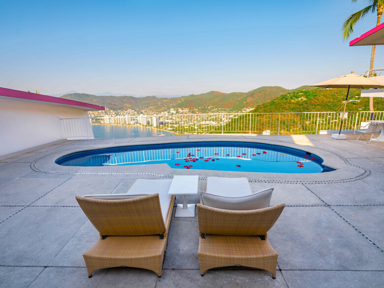 Hotel Las Brisas