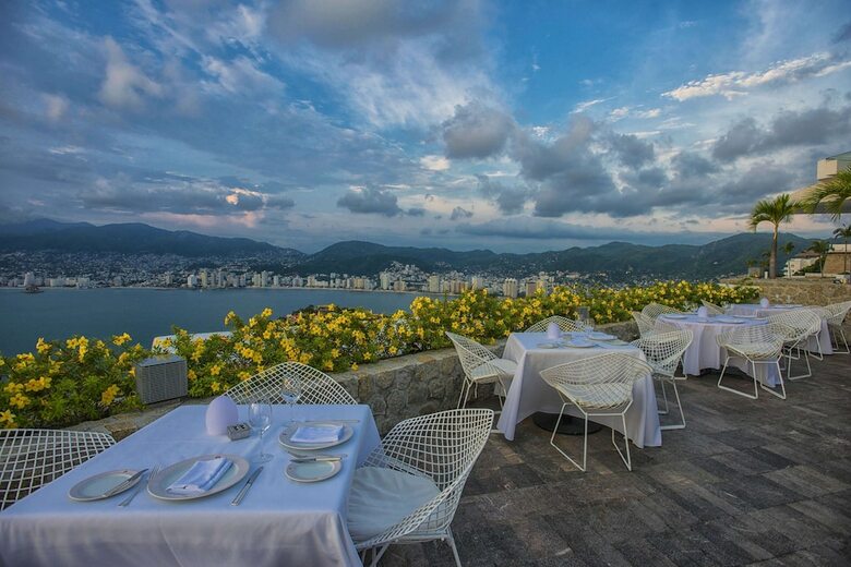 Hotel Las Brisas