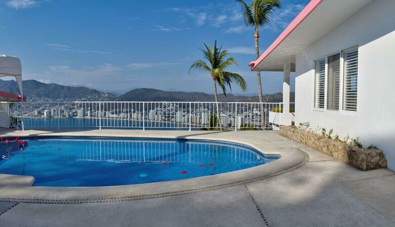 Hotel Las Brisas