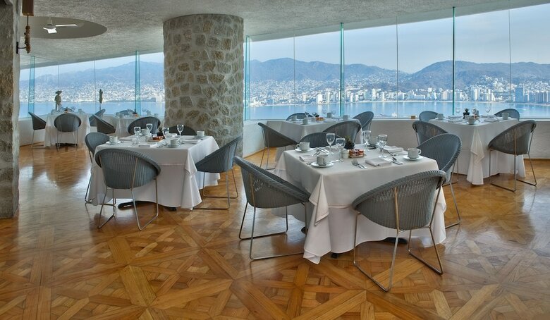 Hotel Las Brisas