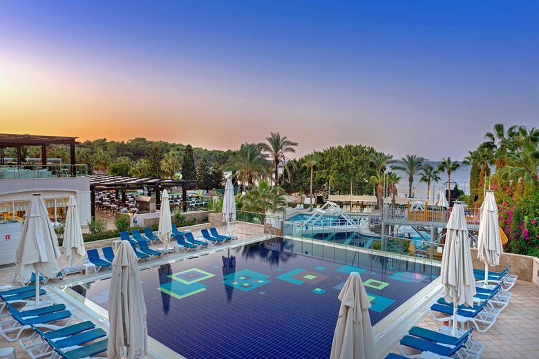 Hotel Aska Buket