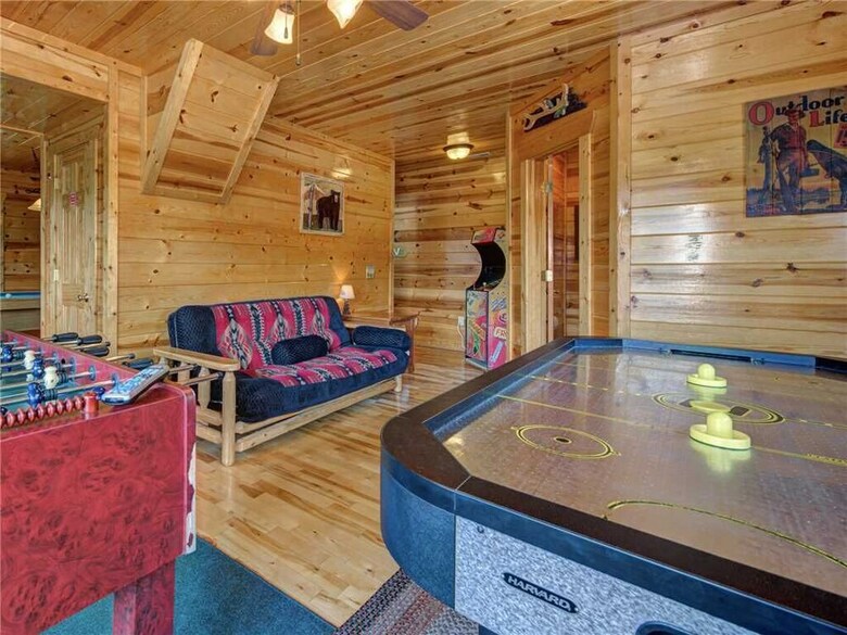 View Catcher - Two Bedroom Cabin