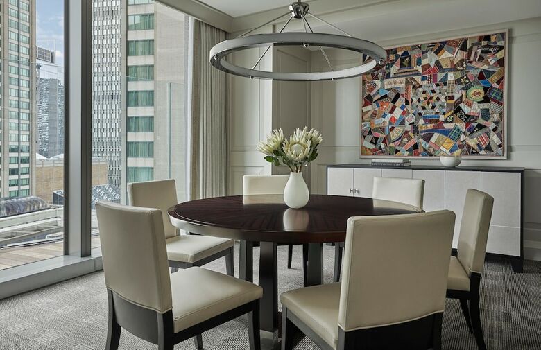Four Seasons Hotel One Dalton Street, Boston