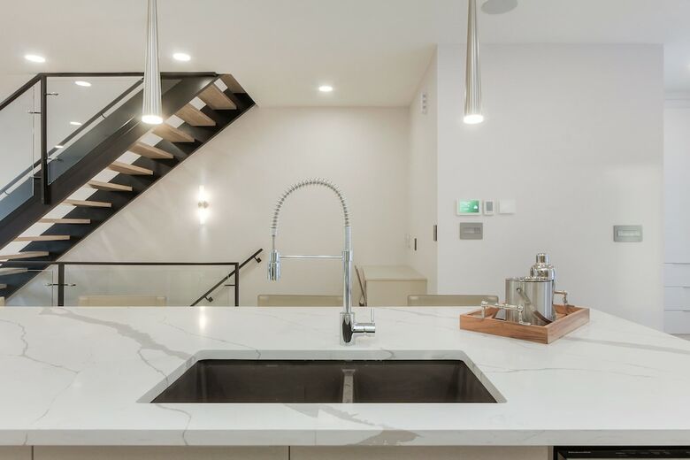 New Luxury Townhome 23