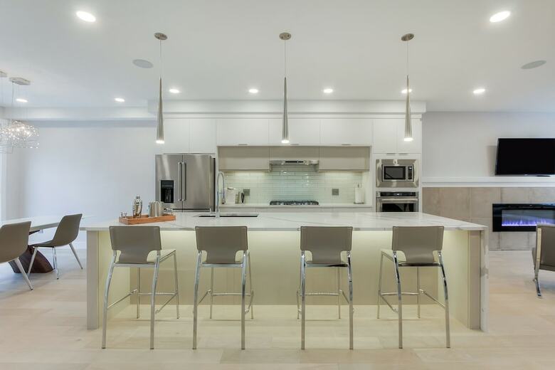 New Luxury Townhome 23