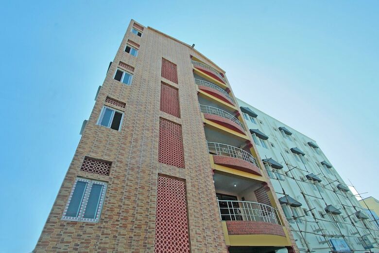 Hotel Oyo 23672 Annai Residency