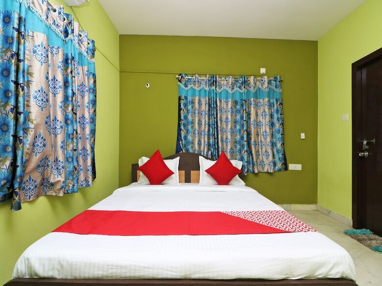 Hotel Oyo 7111 Fanindra Guest House