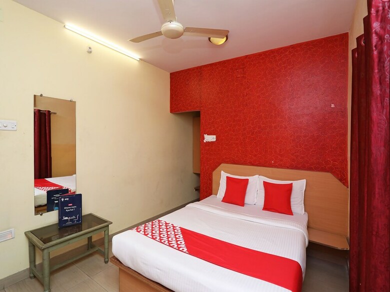 Hotel Oyo 24149 Flagship Kamala Inn Vip Road