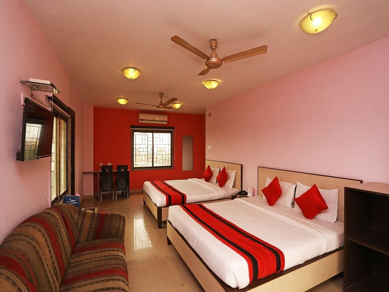 Hotel Oyo 24149 Flagship Kamala Inn Vip Road