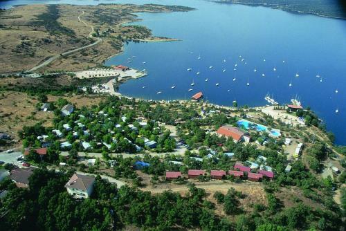 Camping De Cervera De Buitrago